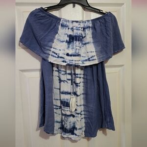 Flowing sleeveless top